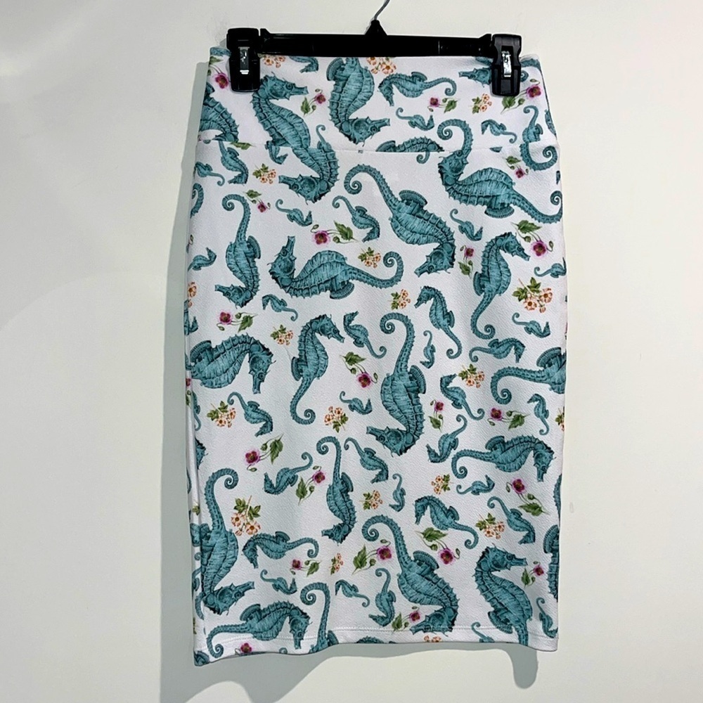 Lularoe White Blue Green Floral Seahorse Skirt. Size Xs.
